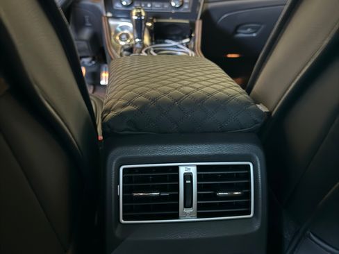 Used 2020 Nissan Maxima SR w/ Sport Mat Group image 10