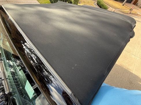 Used 2016 Jeep Wrangler Sahara image 13