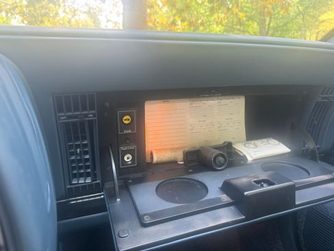 Used 1992 Buick Riviera Coupe FWD image 14