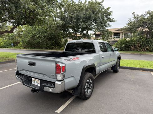 Used 2021 Toyota Tacoma TRD Off-Road image 8