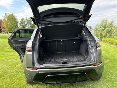 Used 2020 Land Rover Range Rover Evoque SE image 6