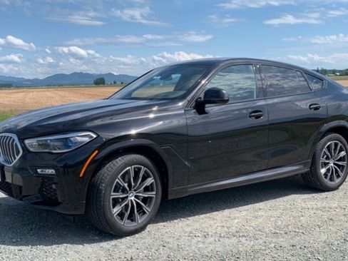 Used 2020 BMW X6 xDrive40i w/ M Sport Package image 11
