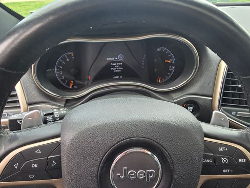 Used 2015 Jeep Grand Cherokee Limited image 10