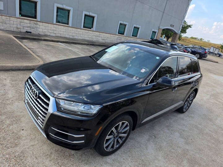 Used 2019 Audi Q7 3.0T Premium Plus w/ Premium Plus Package AWD/4WD image 2