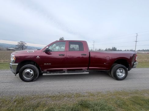 Used 2020 RAM 3500 Tradesman image 2