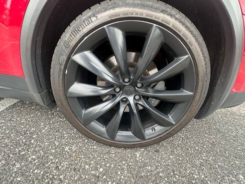 Used 2020 Tesla Model X Long Range AWD/4WD image 23