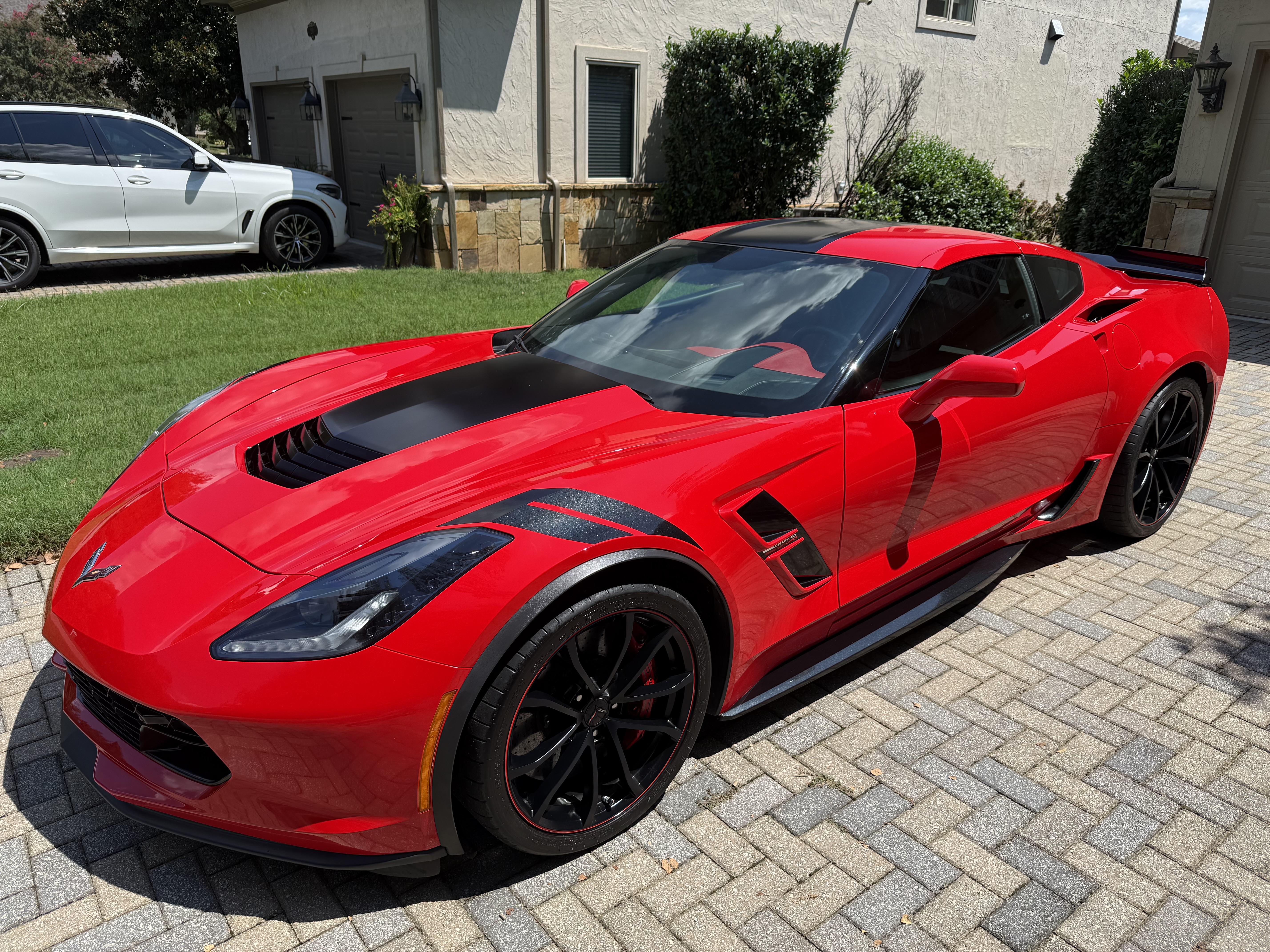 Used 2019 Chevrolet Corvette Grand Sport w/ Z07 Performance Package RWD image 1