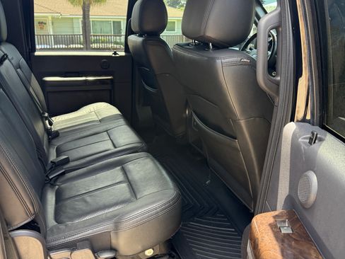Used 2016 Ford F250 Platinum AWD/4WD image 11