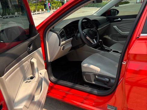 Used 2019 Volkswagen Jetta S w/ Driver Assistance Package FWD image 6