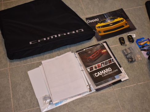 Used 2013 Chevrolet Camaro SS w/ Hot Wheels Special Edition RWD image 31