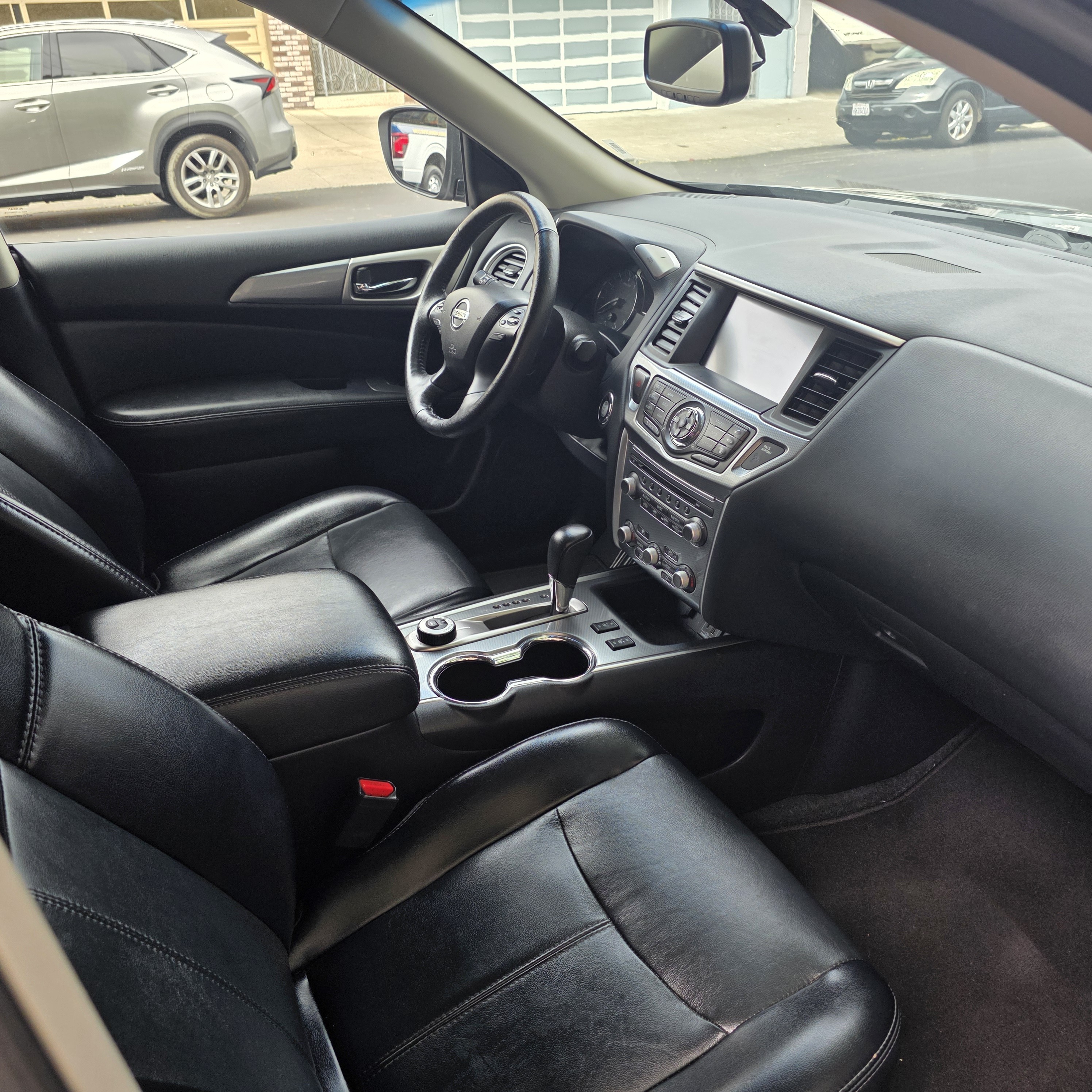 Used 2020 Nissan Pathfinder SL AWD/4WD image 18