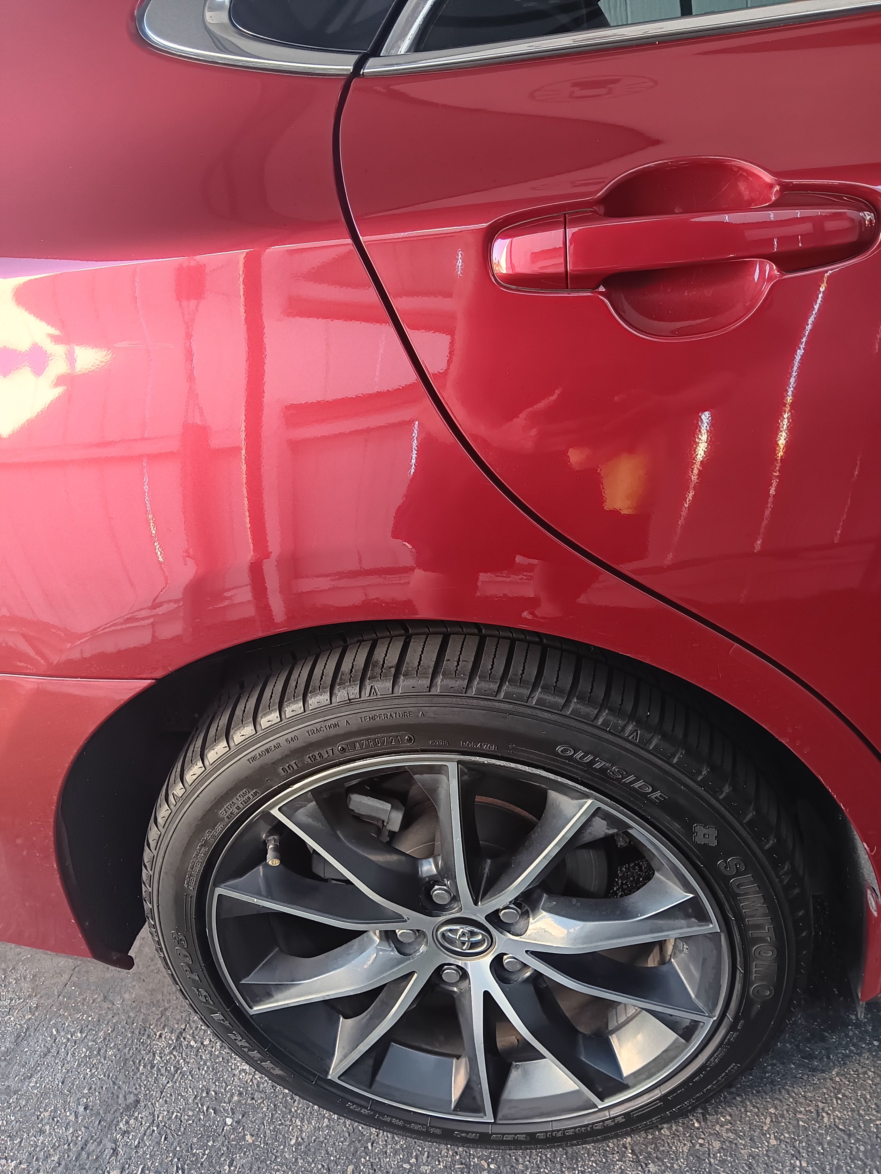 Used 2016 Toyota Camry XSE FWD image 23
