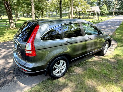 Used 2010 Honda CR-V EX-L image 9