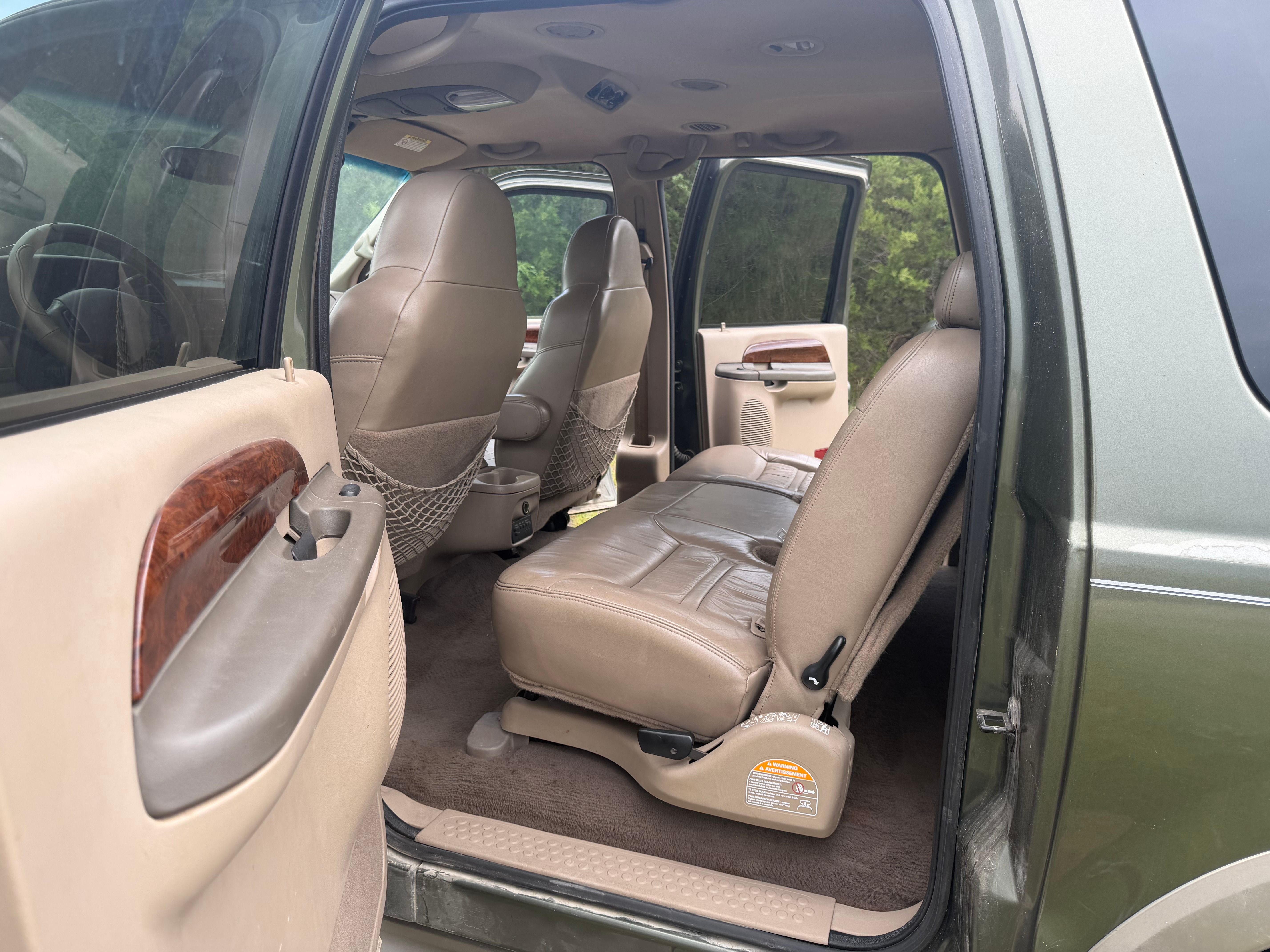 Used 2000 Ford Excursion Limited AWD/4WD image 9