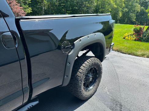 Used 2013 Toyota Tundra 4x4 Double Cab w/ Tow Pkg image 9