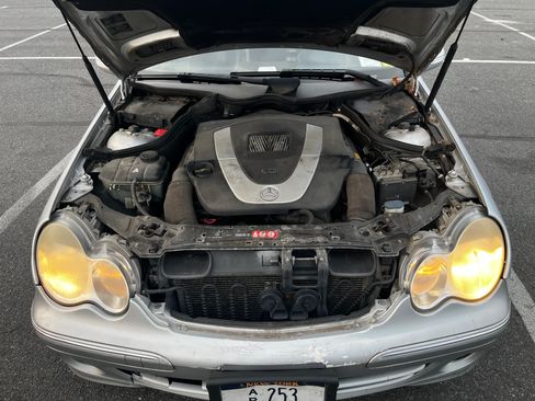 Used 2006 Mercedes-Benz C 280 4MATIC Sedan image 10