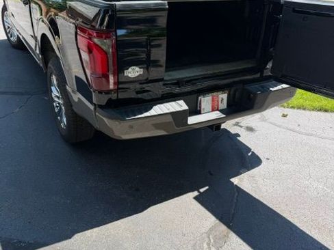 Used 2025 Ford F150 King Ranch w/ FX4 Off-Road Package AWD/4WD image 11