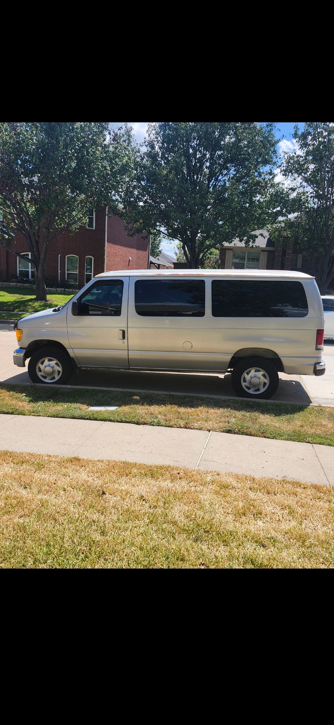 Used 2003 Ford E-350 and Econoline 350 XLT RWD image 1