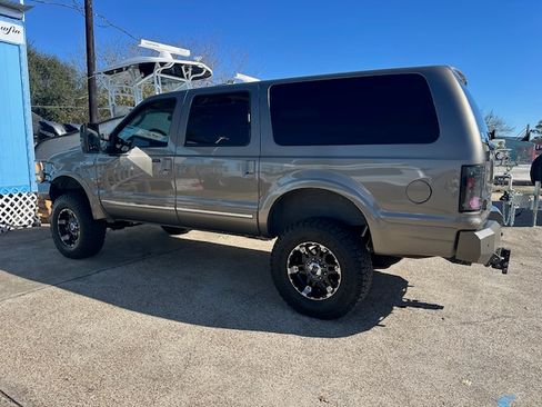 Used 2003 Ford Excursion Limited image 5