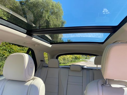 Used 2021 Mercedes-Benz GLE 350 4MATIC image 18