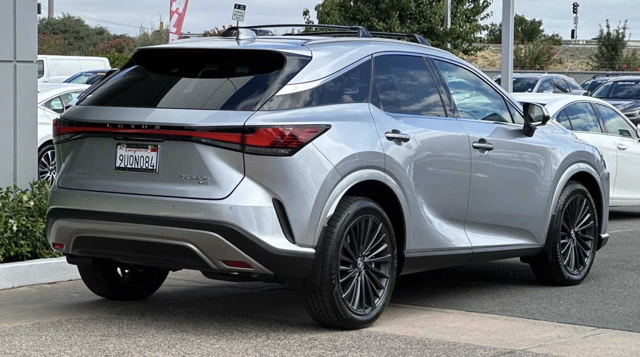 Used 2025 Lexus RX 350h w/ Convenience Package AWD/4WD image 13