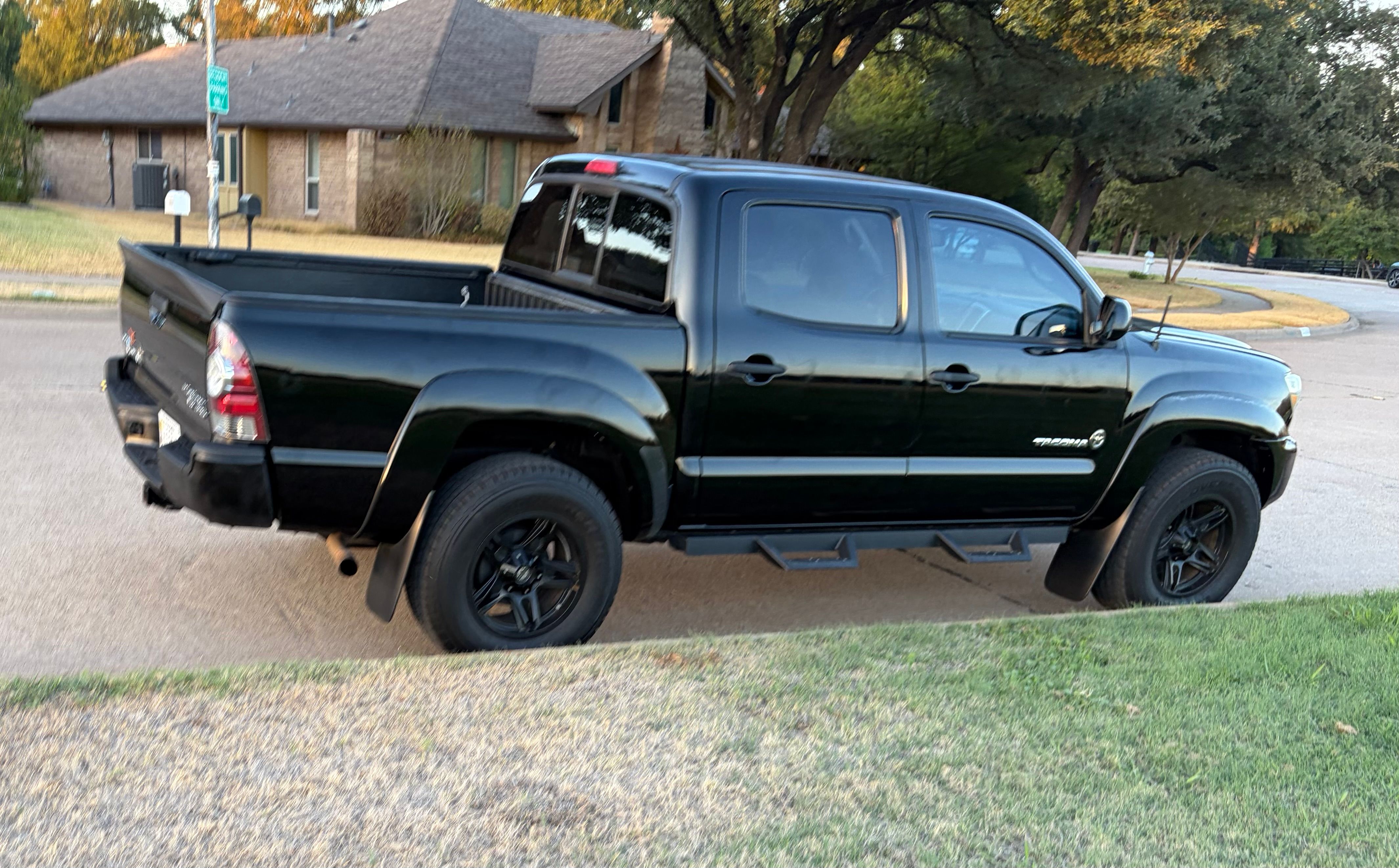 Used 2013 Toyota Tacoma PreRunner w/ SR5 Pkg RWD image 8