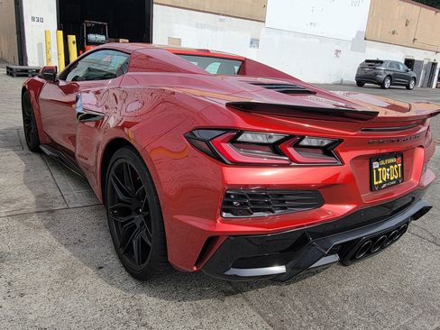 Used 2024 Chevrolet Corvette Z06 image 6