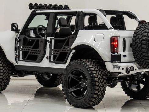 Used 2025 Ford Bronco 4-Door image 14