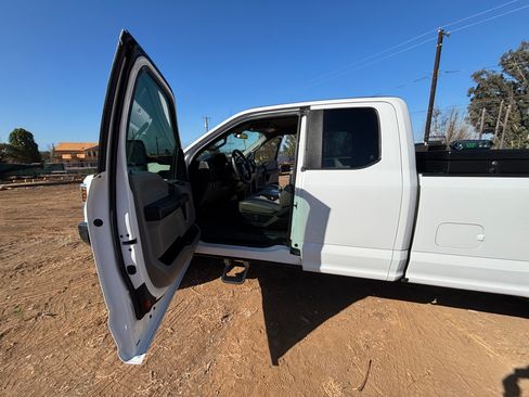 Used 2019 Ford F250 XL w/ Power Equipment Group AWD/4WD image 14