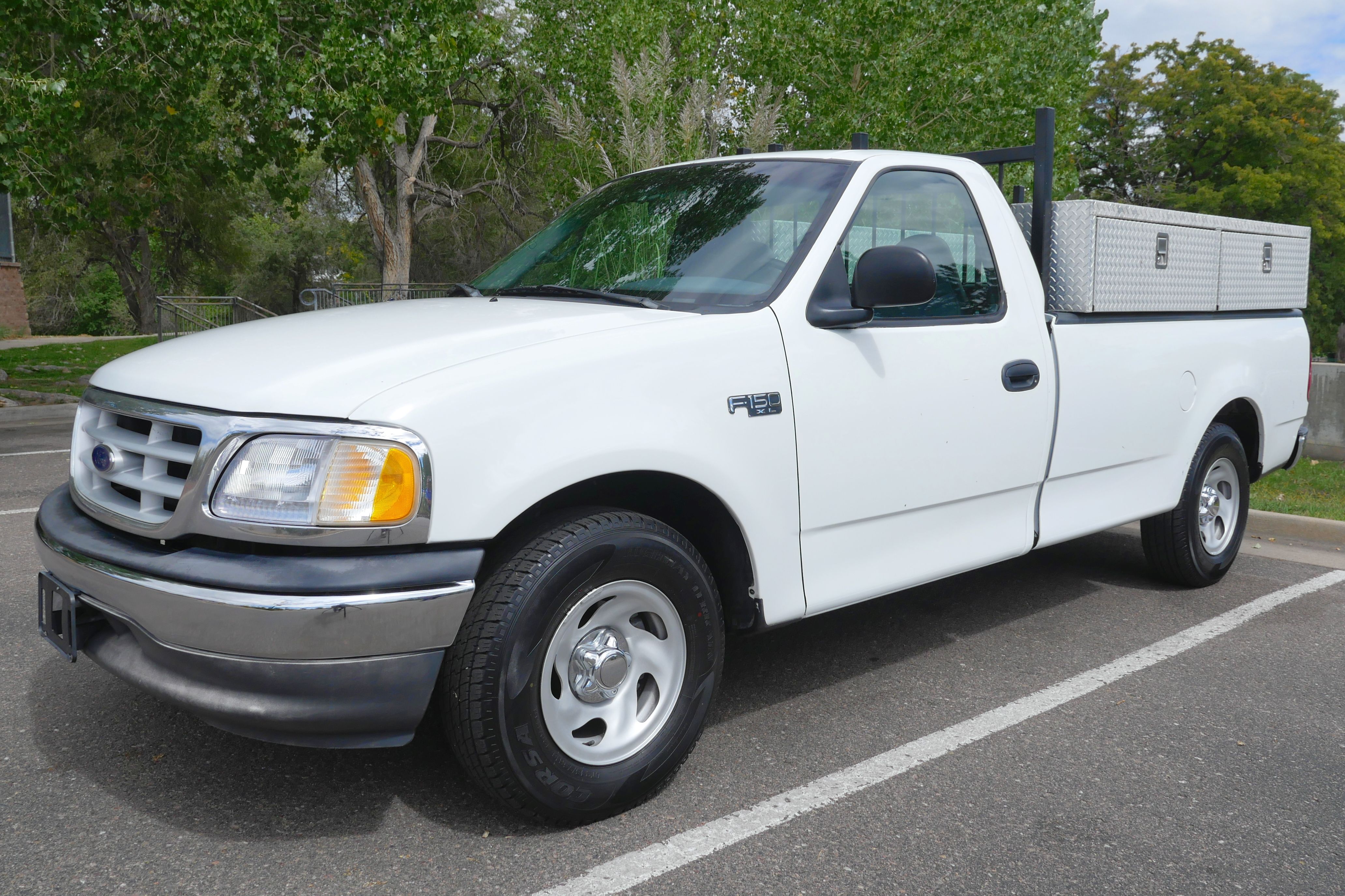 Used 1999 Ford F150 2WD Regular Cab image 2