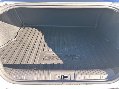 Used 2024 Toyota GR86 Premium image 19