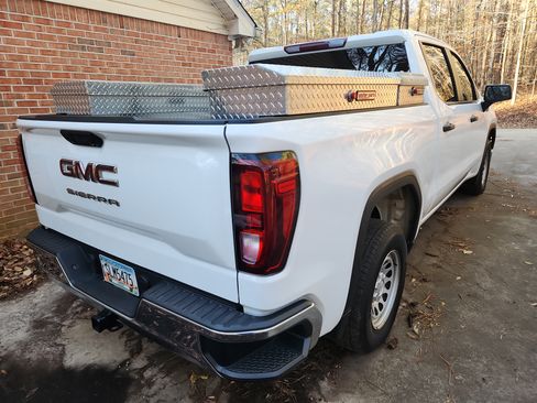 Used 2022 GMC Sierra 1500 Pro w/ Pro Value Package image 12