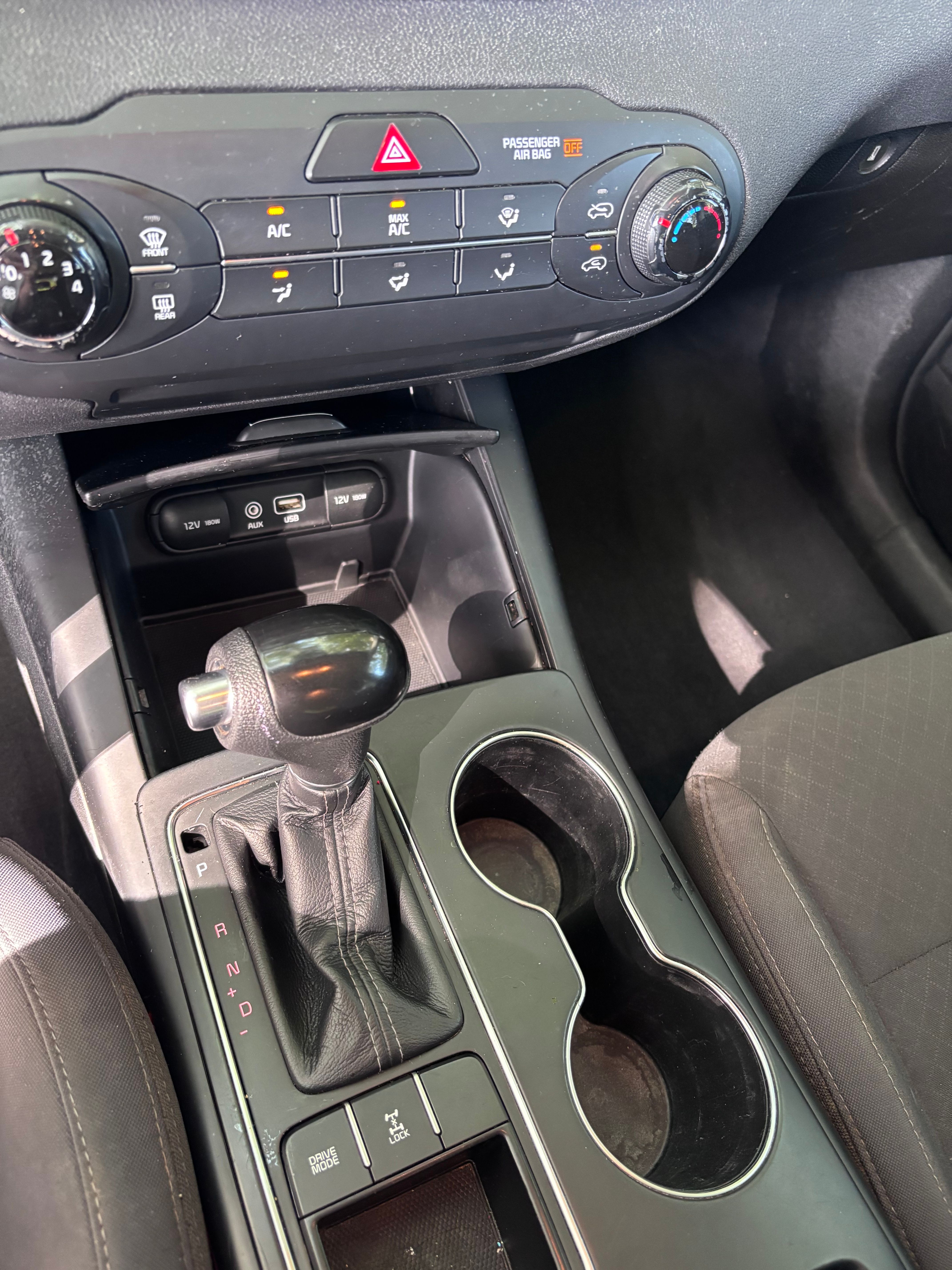 Used 2016 Kia Sorento AWD image 8