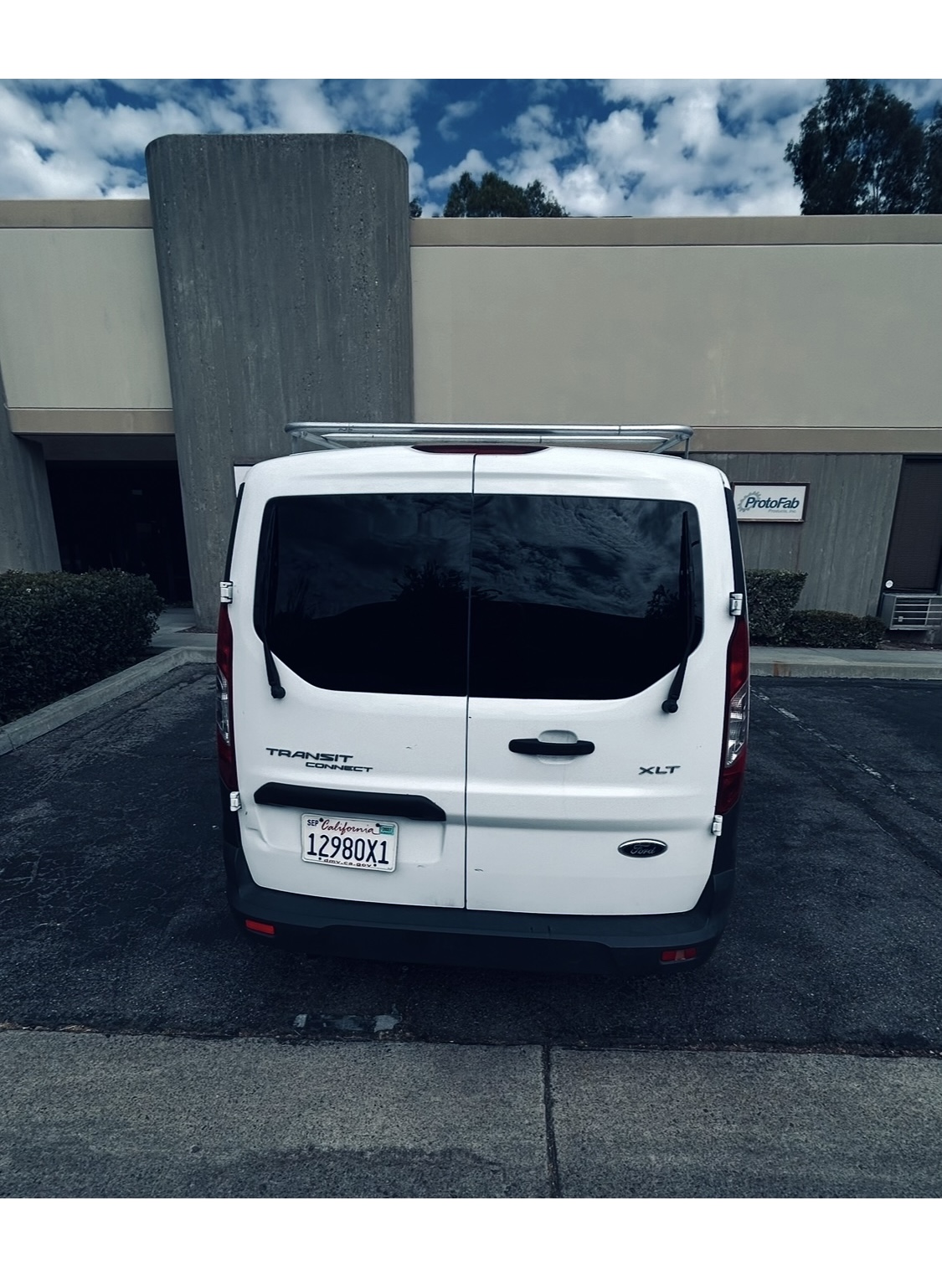 Used 2015 Ford Transit Connect XL FWD image 14