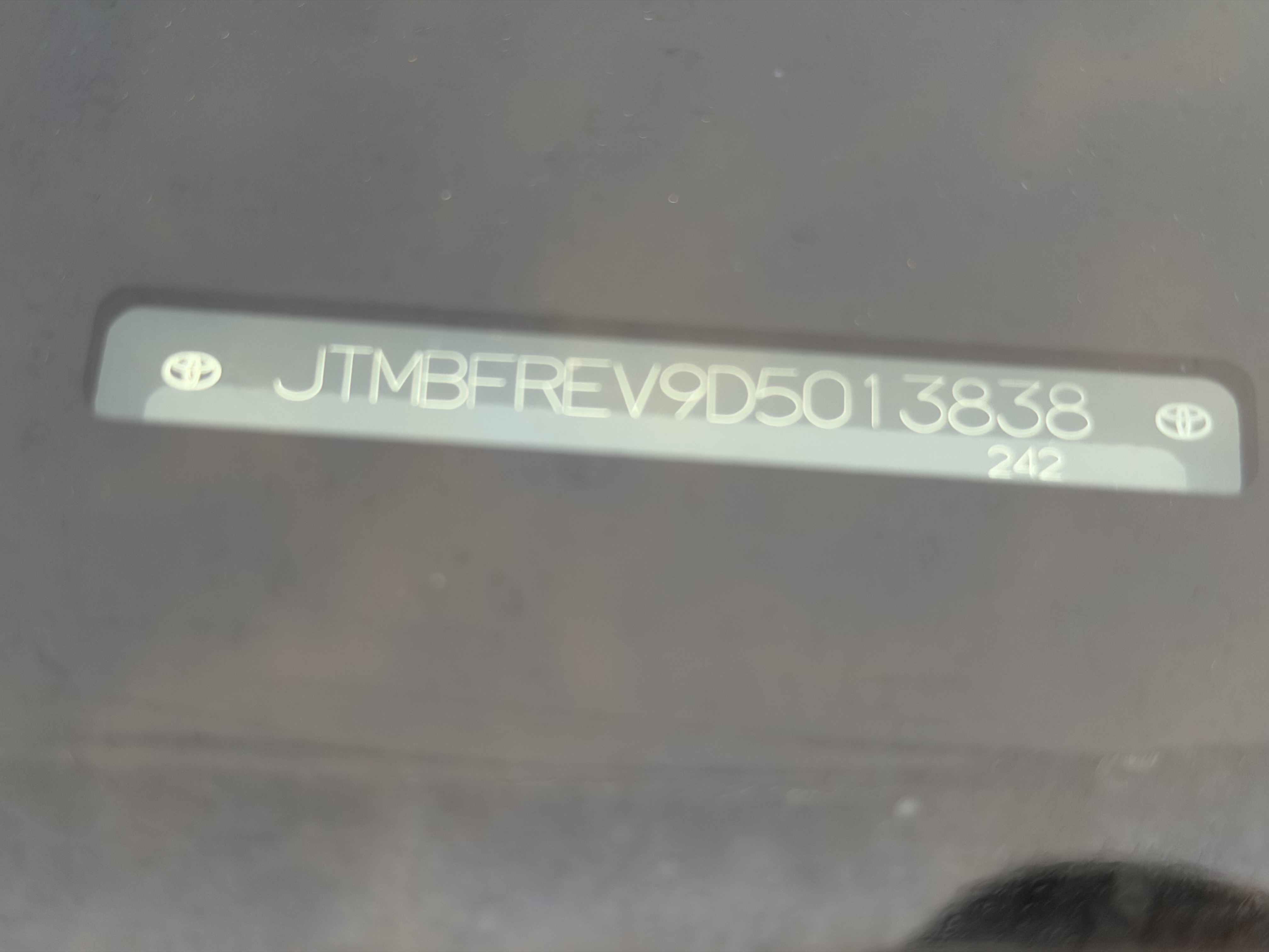 Used 2013 Toyota RAV4 LE AWD/4WD image 5