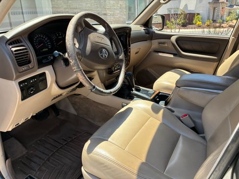 Used 2002 Toyota Land Cruiser AWD/4WD image 9