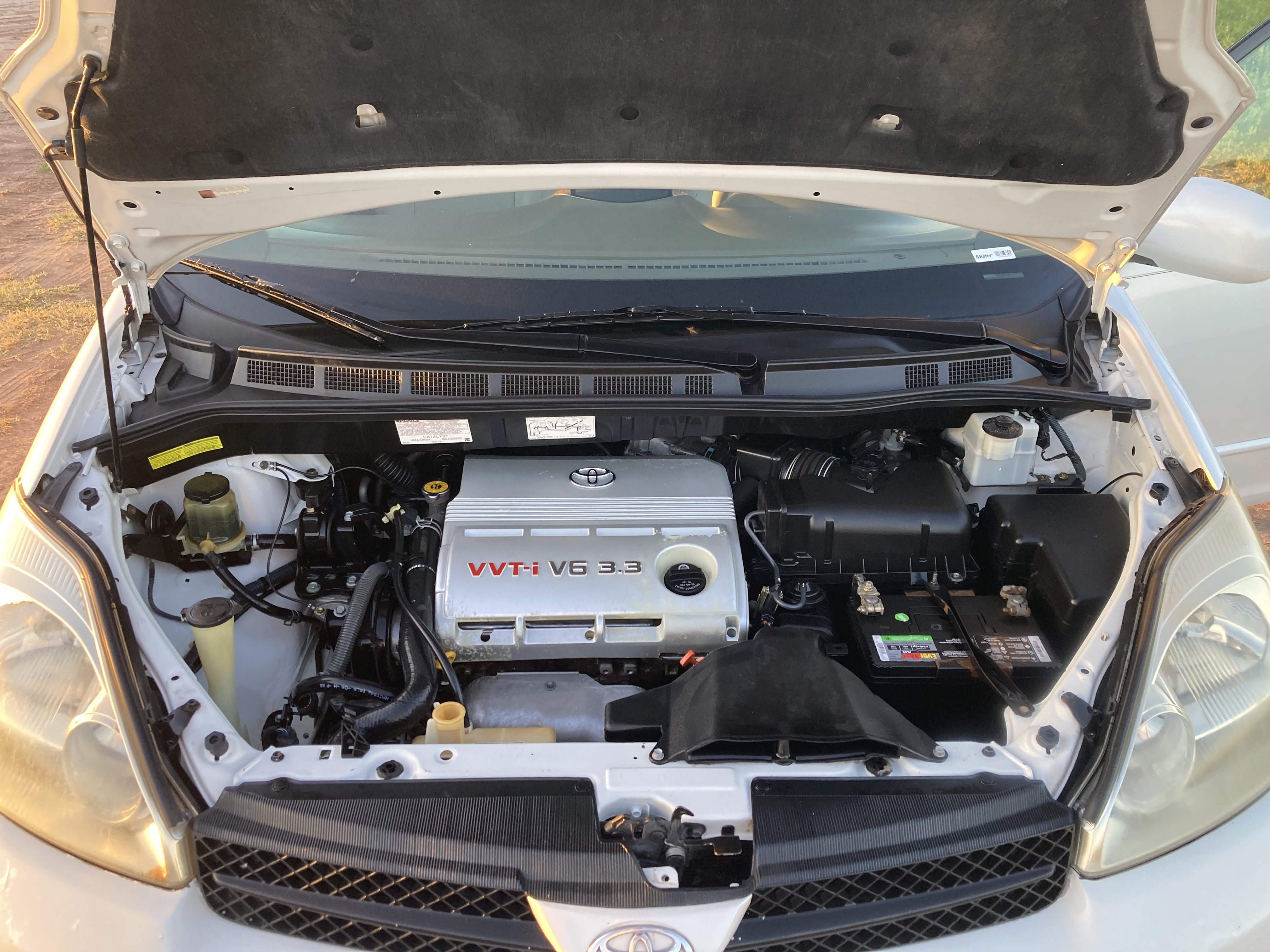 Used 2004 Toyota Sienna XLE w/ XLE Pkg 12 FWD image 23