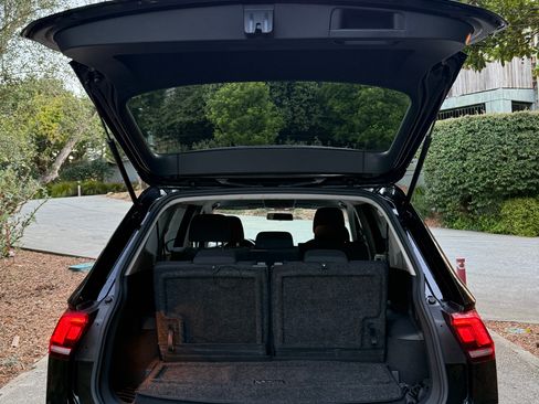 Used 2021 Volkswagen Tiguan S image 21