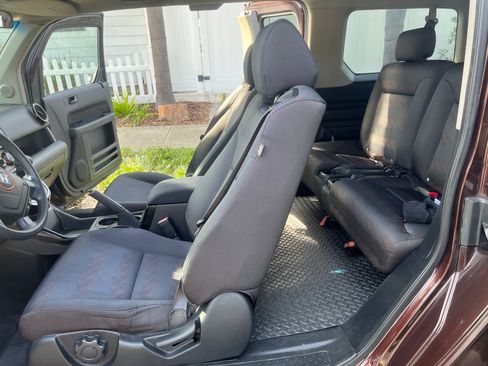 Used 2007 Honda Element SC image 8