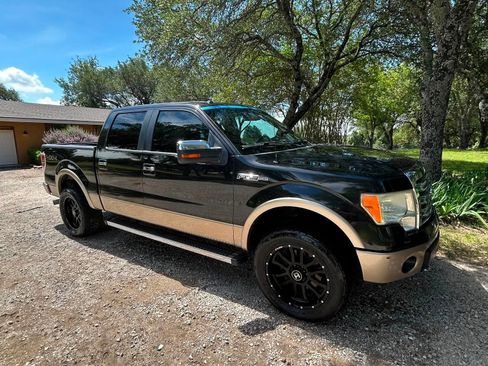 Used 2014 Ford F150 Lariat w/ Lariat Chrome Package AWD/4WD image 1