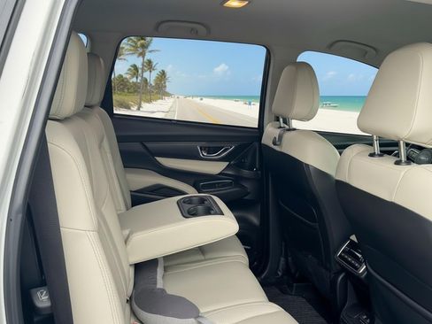 Used 2022 Subaru Ascent Limited w/ Technology Package image 12