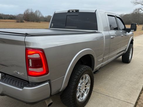 Used 2023 RAM 2500 Limited image 8