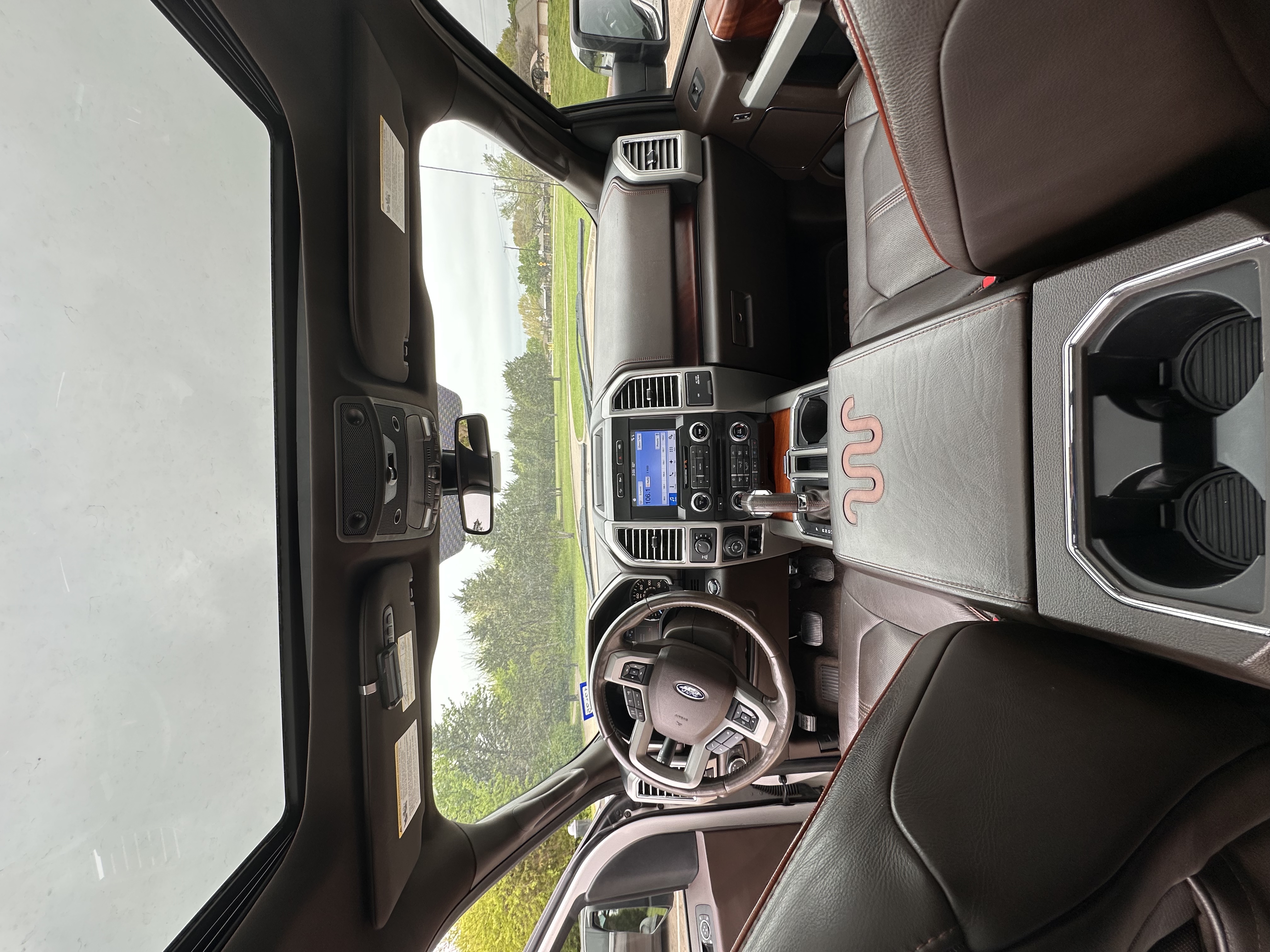 Used 2016 Ford F150 King Ranch w/ Equipment Group 601A Luxury AWD/4WD image 5