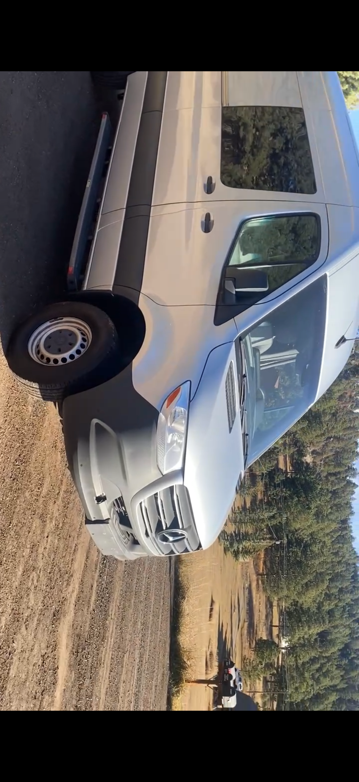 Used 2019 Mercedes-Benz Sprinter 2500 image 4