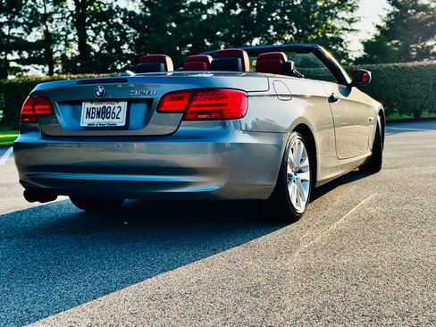 Used 2011 BMW 328i Convertible RWD image 7