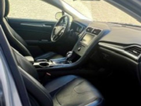 Used 2013 Ford Fusion Titanium w/ Titanium Driver Assist Pkg AWD/4WD image 19