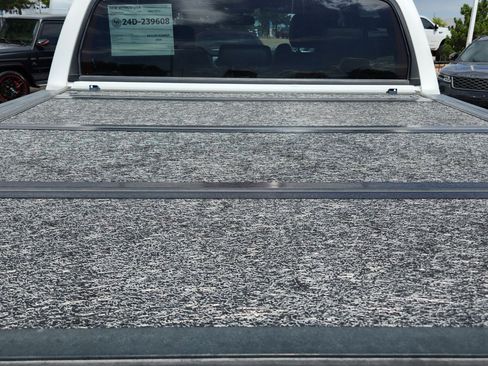 Used 2017 Toyota Tundra Limited image 11