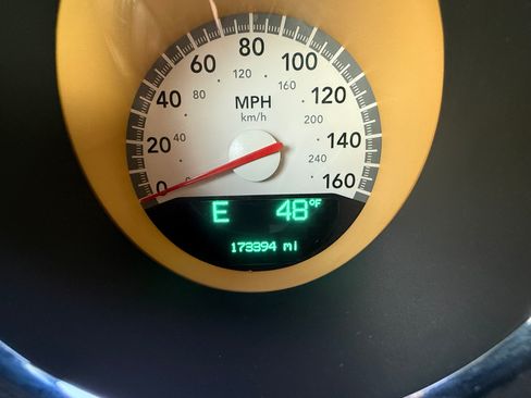 Used 2010 Dodge Challenger R/T image 18