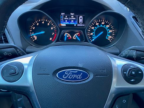 Used 2014 Ford Escape Titanium w/ Equipment Group 401A image 8