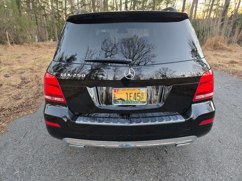 Used 2015 Mercedes-Benz GLK 250 BlueTEC 4MATIC image 8